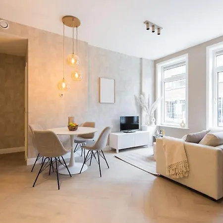 Apartment Haya Beachhouse - Queen The Hague