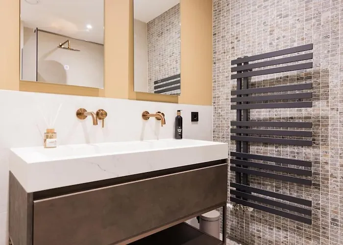 Haya Beachhouse - Queen *