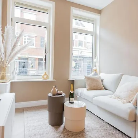 Haya Beachhouse - Queen