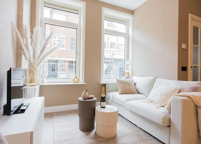 Haya Beachhouse - Queen